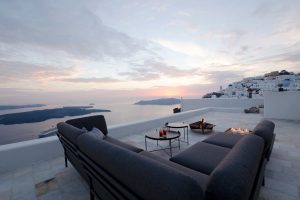 LEVEL_Set-Sooty-grey_EDGE-black_HOUE_2375_high_2000x